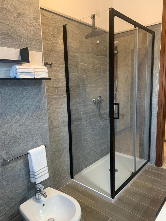 Lario Promenade: Family Friendly Apartment In Como Dış mekan fotoğraf