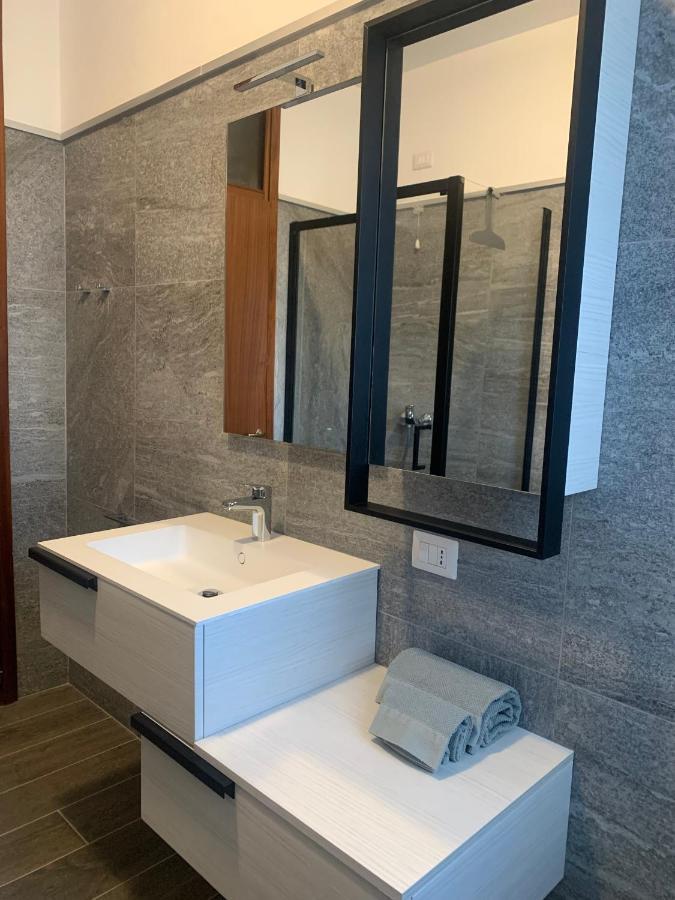Lario Promenade: Family Friendly Apartment In Como Dış mekan fotoğraf